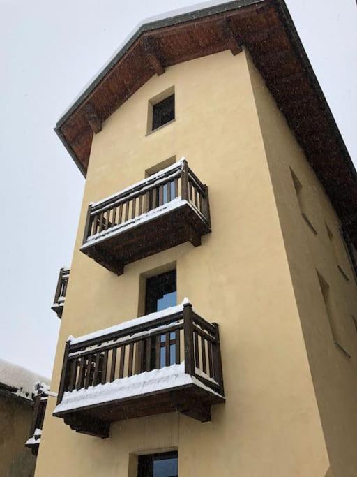 Chalet Motta วัลตูร์นอนช์ ภายนอก รูปภาพ