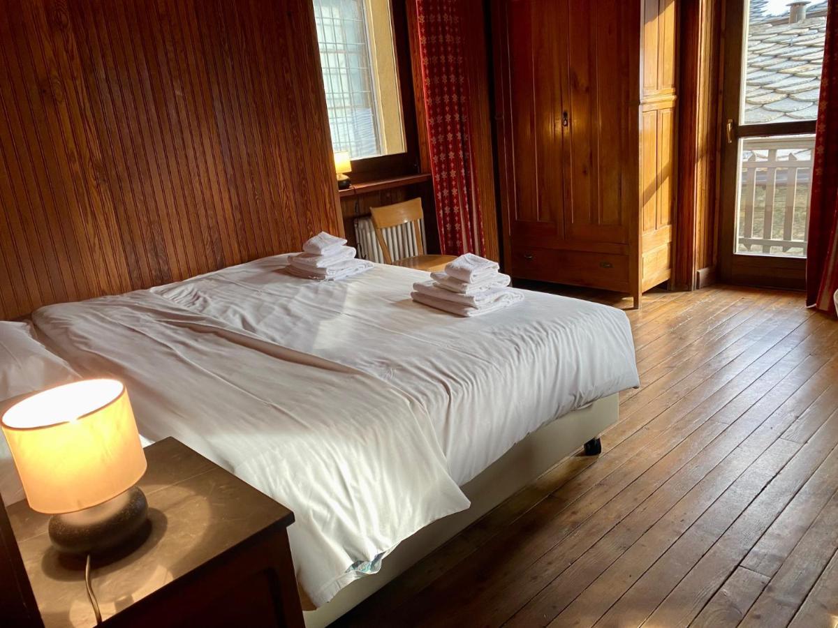 Chalet Motta วัลตูร์นอนช์ ภายนอก รูปภาพ